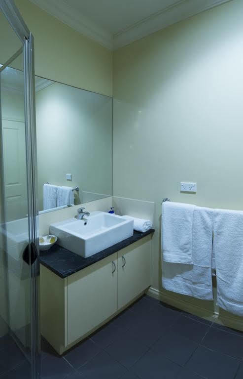 Port Boutique Accommodation Port Fairy Exterior foto